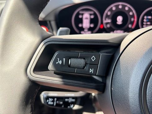 Certified 2026 Porsche Cayenne AWD/4WD image 15