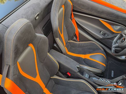 Used 2022 McLaren 720S Performance RWD image 32