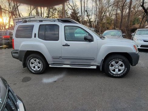 Used 2011 Nissan Xterra S w/ Protection Pkg image 3