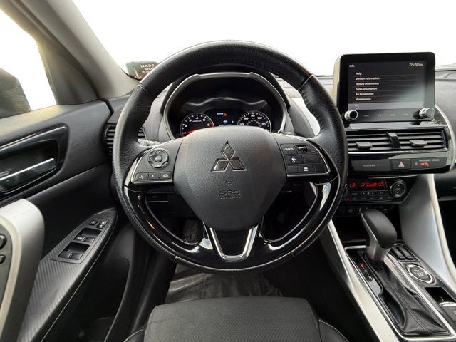 Used 2025 Mitsubishi Eclipse Cross AWD image 14