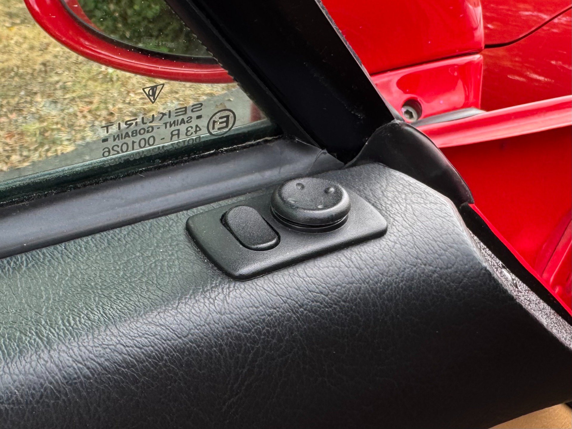 Used 1997 Porsche 911 Carrera RWD image 66