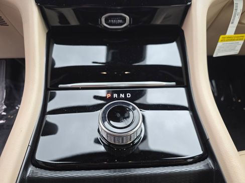 New 2026 Jeep Grand Cherokee Limited RWD image 15