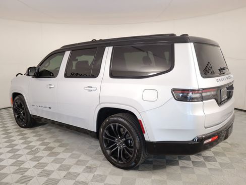 Used 2024 Jeep Grand Wagoneer Series II w/ Quick Order Packagew 28T AWD/4WD image 25
