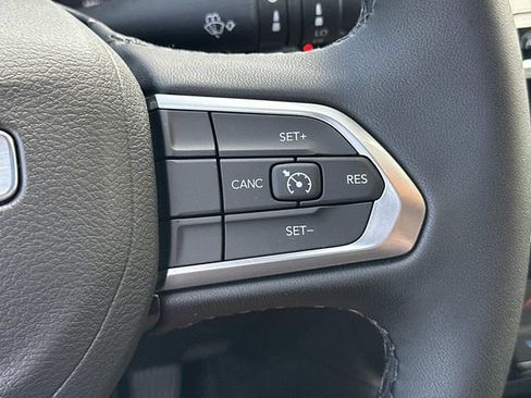 New 2026 Jeep Compass Latitude AWD/4WD image 29