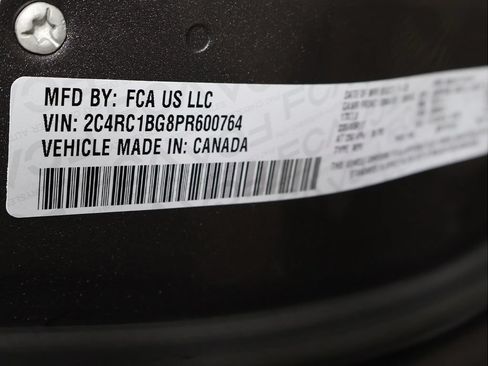 Used 2023 Chrysler Pacifica Touring-L FWD image 46