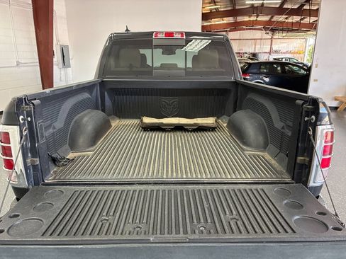 Used 2016 RAM 1500 Laramie AWD/4WD image 19