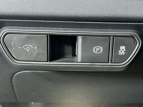 Used 2025 Kia K4 FWD image 17