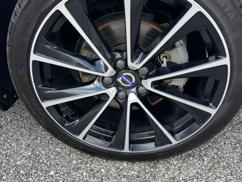 Used 2017 Volvo V60 T5 Premier w/ Convenience Package FWD image 23