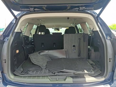 Used 2023 Subaru Ascent Premium w/ Convenience Package AWD/4WD image 28