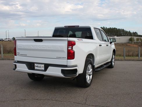 Used 2022 Chevrolet Silverado 1500 Custom image 18
