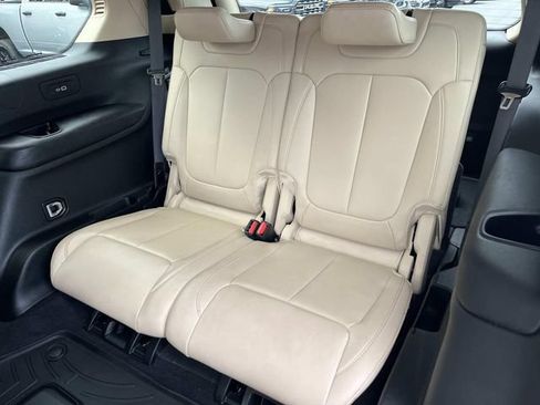 Used 2021 Jeep Grand Cherokee L Limited AWD/4WD image 19
