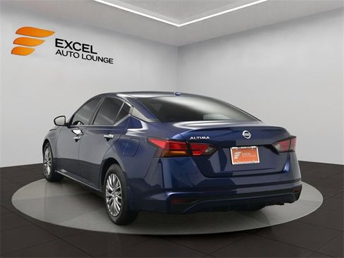 Used 2019 Nissan Altima 2.5 S image 3