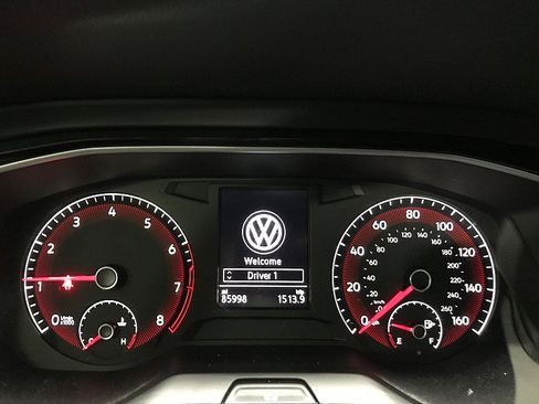 Used 2019 Volkswagen Jetta GLI FWD image 22
