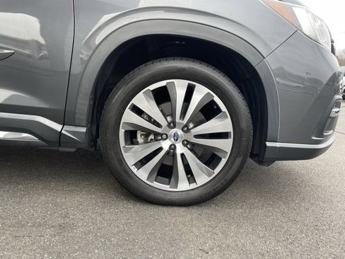 Used 2019 Subaru Ascent Touring image 40