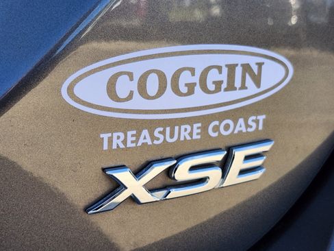 Used 2018 Toyota Camry XSE image 21