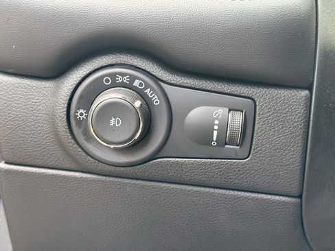 Used 2022 Dodge Durango GT image 22