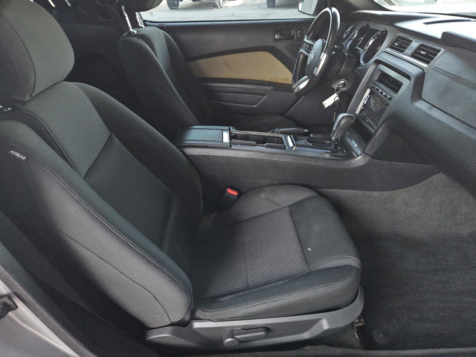 Used 2014 Ford Mustang Coupe w/ Equipment Group 102A RWD image 18