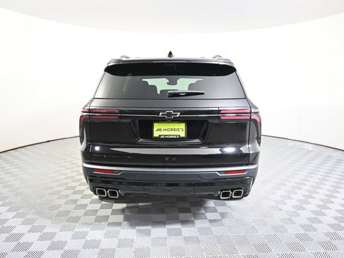 Used 2026 Chevrolet Traverse LT w/ Midnight/Sport Edition AWD/4WD image 5