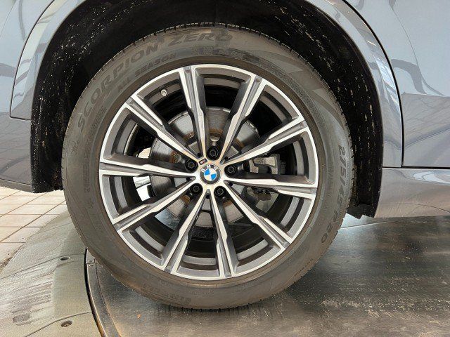 Used 2019 BMW X5 xDrive40i w/ M Sport Package AWD/4WD image 40