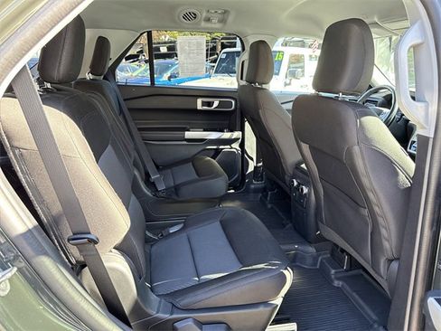 Used 2022 Ford Explorer XLT image 29