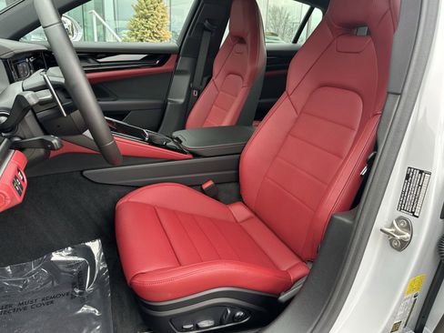 New 2026 Porsche Panamera 4 image 5