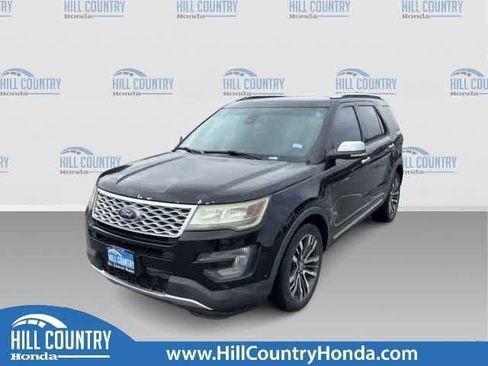 Used 2016 Ford Explorer Platinum AWD/4WD image 2