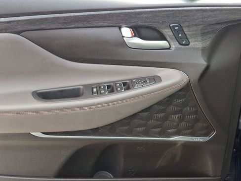 Used 2020 Hyundai Santa Fe Limited image 13