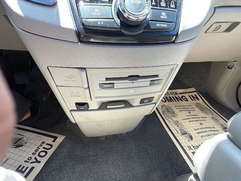 Used 2015 Honda Odyssey Touring Elite image 29