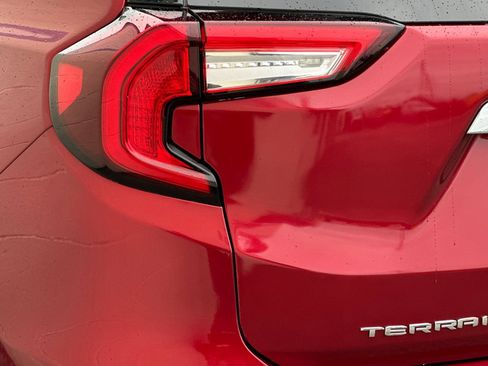 Certified 2022 GMC Terrain SLE w/ LPO, Cargo Package image 37