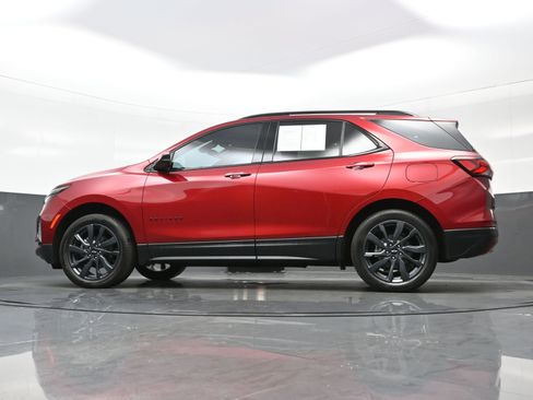 Used 2023 Chevrolet Equinox RS image 39