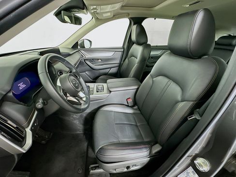Used 2024 MAZDA CX-90 Plug-In Hybrid w/ Preferred AWD/4WD image 13