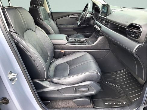 Used 2024 Honda Pilot Elite image 11
