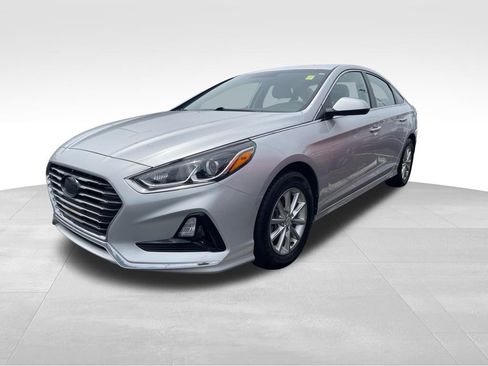 Used 2018 Hyundai Sonata SE FWD image 1