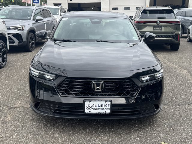Used 2023 Honda Accord EX image 2