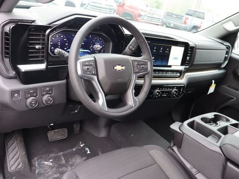 New 2026 Chevrolet Silverado 1500 LT AWD/4WD image 6