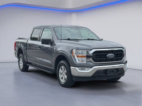 Used 2022 Ford F150 XLT w/ Equipment Group 301A Mid AWD/4WD image 5