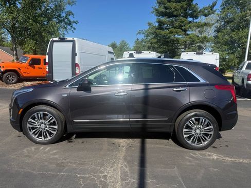 Used 2018 Cadillac XT5 Premium Luxury w/ Driver Assist Package AWD/4WD image 7
