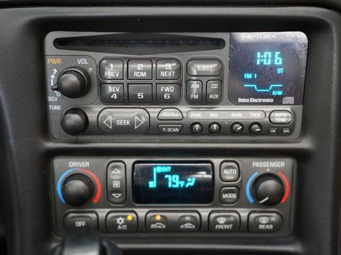Used 2002 Chevrolet Corvette Convertible w/ Preferred Equipment Group2 RWD image 24