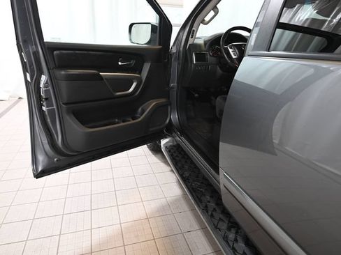 Used 2015 Nissan Armada SV AWD/4WD image 20