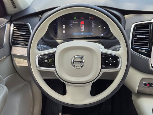 Used 2025 Volvo XC90 B6 Plus w/ Protection Package Premier image 36