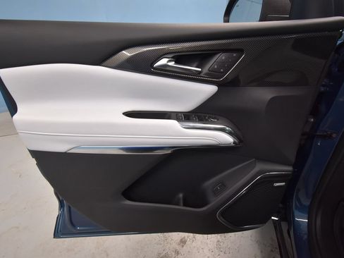 Used 2026 Chevrolet Traverse High Country w/ LPO, Floor Liner Package FWD image 4