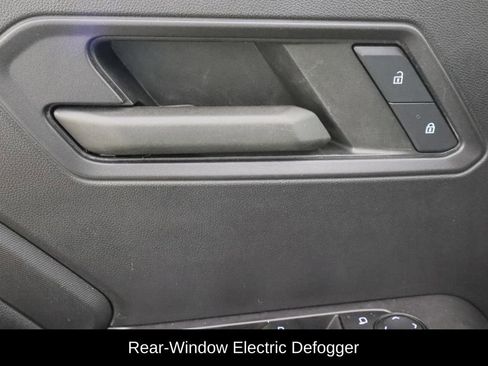 Used 2023 Chevrolet Colorado Trail Boss w/ Technology Package image 14