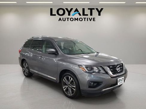 Used 2020 Nissan Pathfinder Platinum FWD image 7