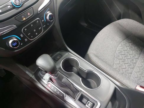 Used 2022 Chevrolet Equinox LT AWD/4WD image 38