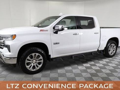 Used 2025 Chevrolet Silverado 1500 LTZ w/ Technology Package image 14