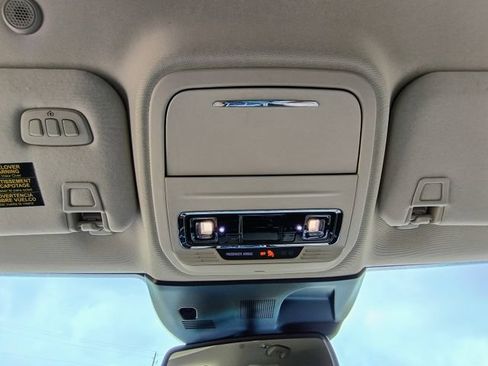 Used 2021 Lincoln Corsair FWD w/ Convenience Package image 41