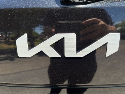 Used 2024 Kia Soul LX FWD image 19