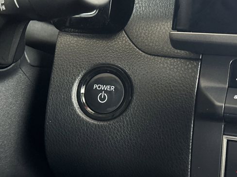 Used 2025 Toyota Camry LE image 21