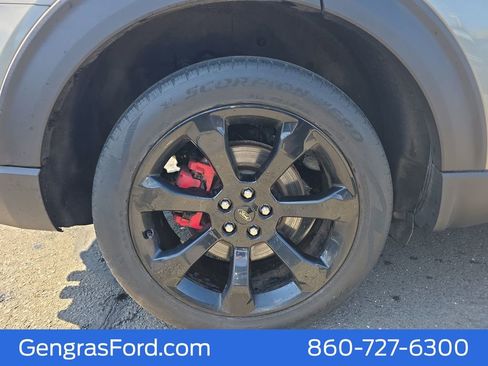 Used 2020 Ford Explorer ST w/ ST Street Pack image 11