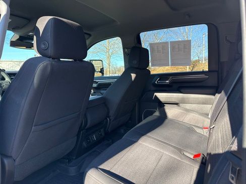 Used 2024 Chevrolet Silverado 2500 LT w/ Safety Package image 39